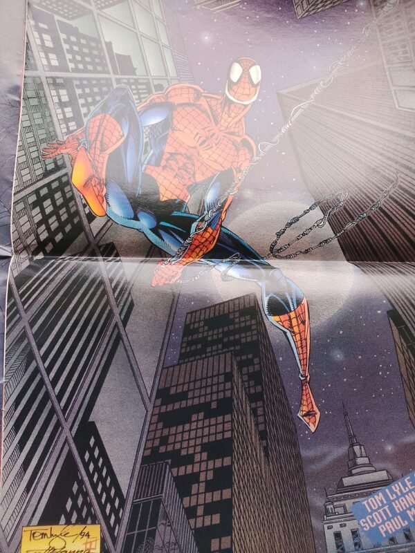 Spiderman Hot Shots Poster Book 1996