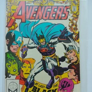 Komiks Avengers #225 Nov 1982 Ed Hannigan featuring Black Knight Cover