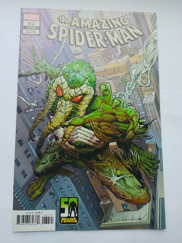 c2c7df9a-0f32-4614-ada0-ee295b83c1fa Komiks Amazing Spiderman #62 May 2021 New Costume Debut